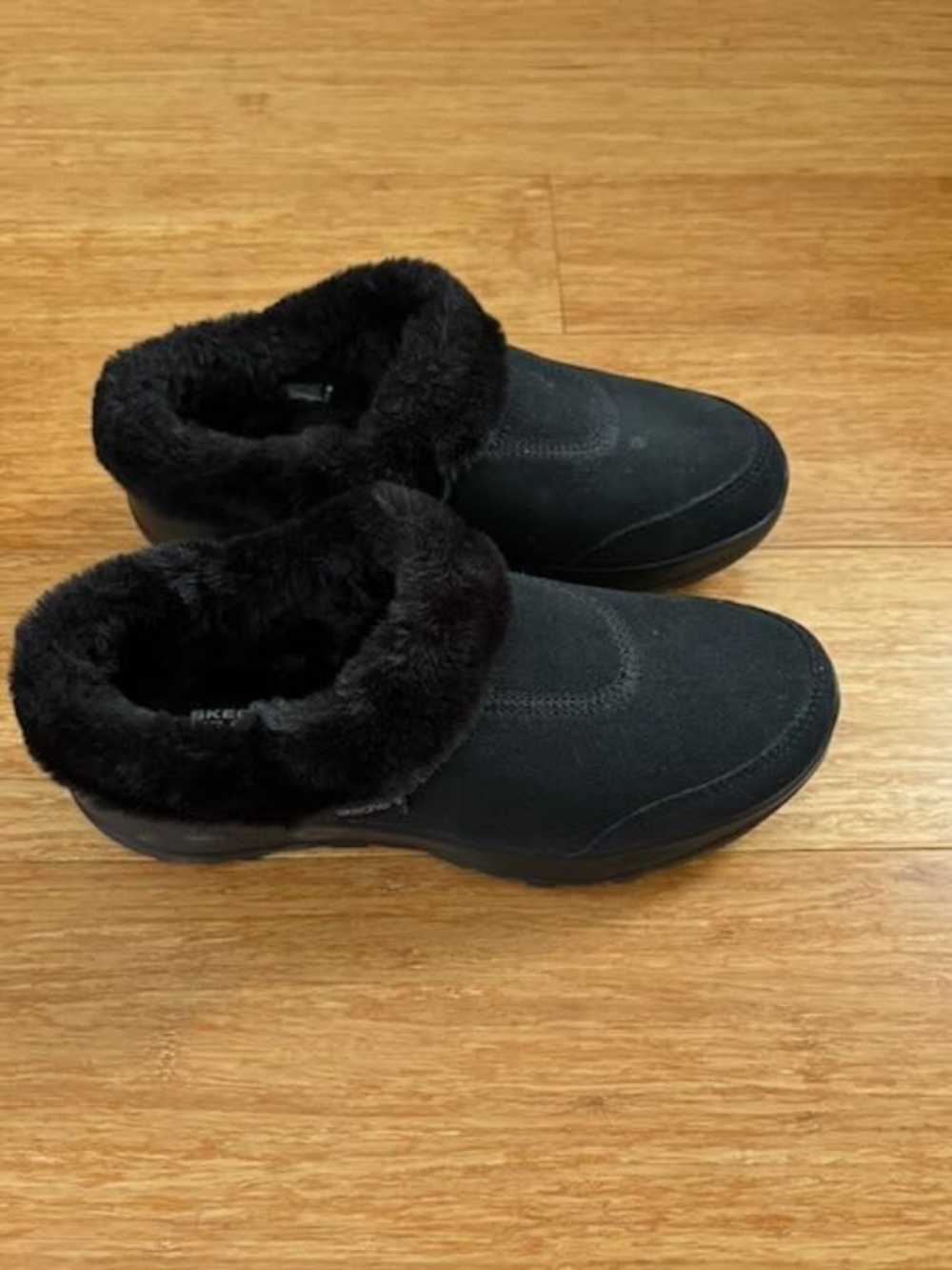 Skechers Go Walk On-the-Go Joy Cozy Black Boots Size 7 NIB